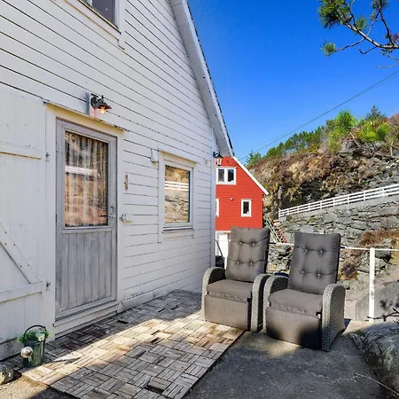 2 Bedroom Lovely In Telavag * Taelavag